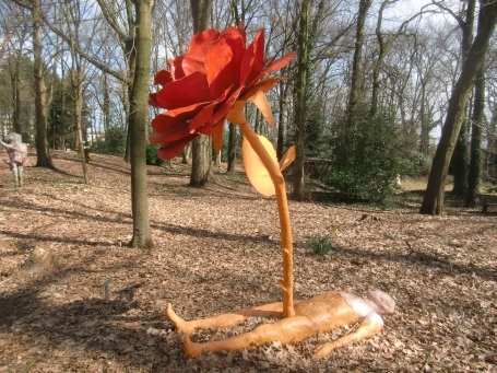 Venray NL : Merseloseweg, Odapark, Skulptur von Erik Habets, Love Story